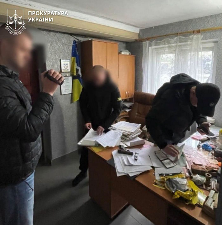 Фіктивне працевлаштування на "Укрзалізниці": посадовці на Прикарпатті отримали нові підозри (ФОТО) 4 image 84