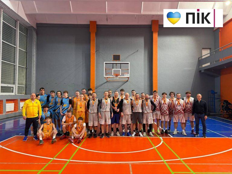 У Франківську відбувся баскетбольний турнір пам’яті тренера Олександра Гунька (ФОТО) 1 photo 2026 10 21 13 25 10