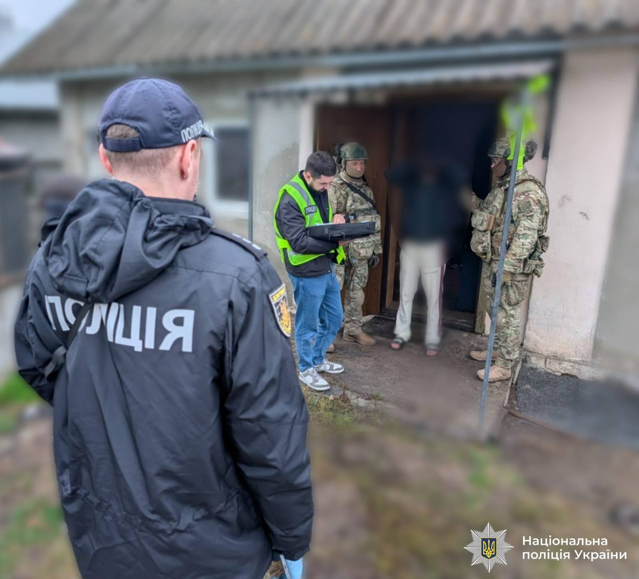 На Коломийщині троє молодих людей крали гроші з банківських рахунків (ФОТО) 2 photo 2026 10 29 10 35 26