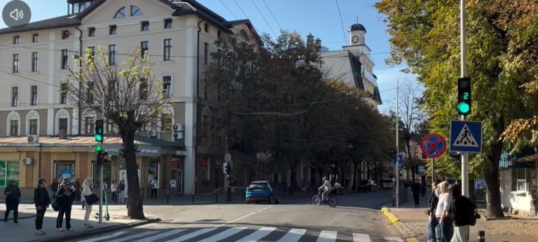 Як у Івано-Франківську оновлюють старі світлофори та встановлюють нові: що змінюється 11 Як у Івано-Франківську оновлюють старі світлофори та встановлюють нові: що змінюється